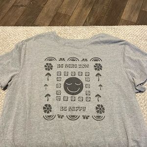 “Be here now, be happy” hippy tee